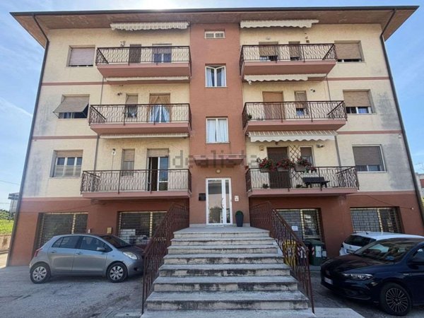 appartamento in vendita a San Marcello