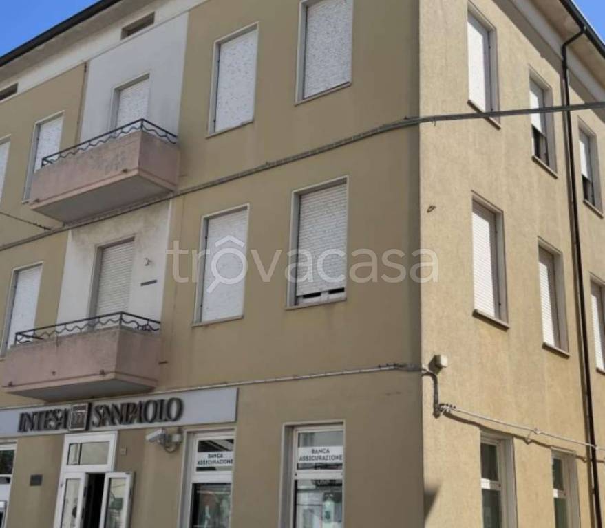 appartamento in vendita a Santa Maria Nuova in zona Collina