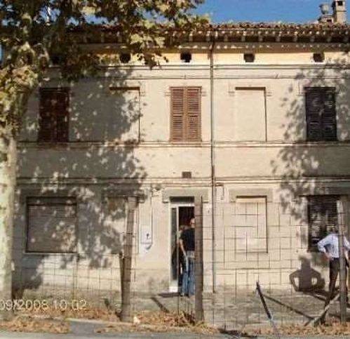 casa indipendente in vendita a Santa Maria Nuova