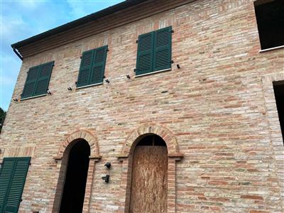 appartamento in vendita a Santa Maria Nuova in zona Collina