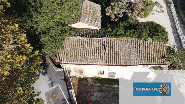 casa indipendente in vendita a Santa Maria Nuova