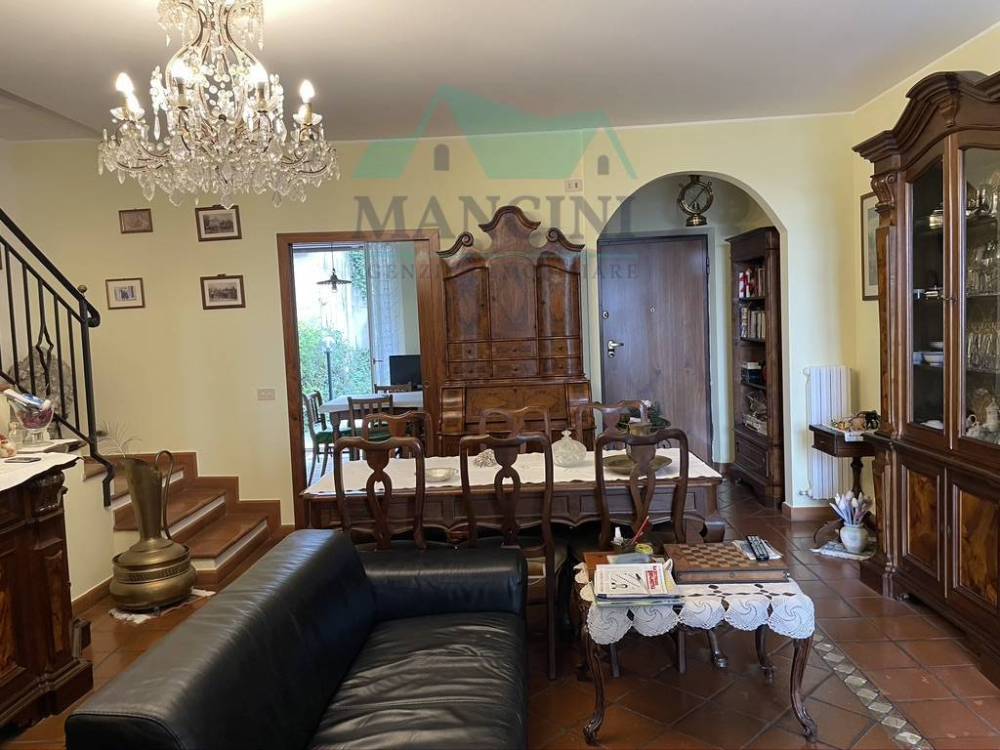 casa indipendente in vendita a Santa Maria Nuova