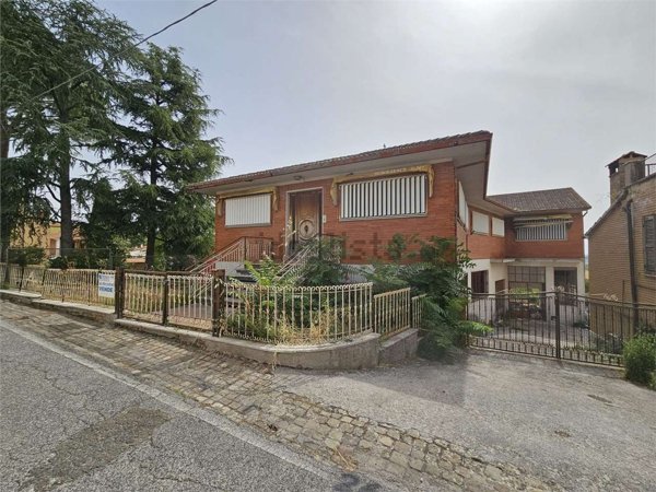 ufficio in vendita a Santa Maria Nuova
