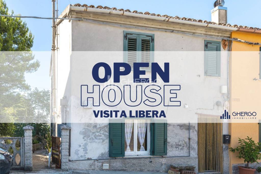 casa indipendente in vendita a Santa Maria Nuova in zona Collina