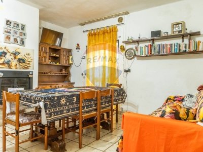casa semindipendente in vendita a Santa Maria Nuova in zona Collina