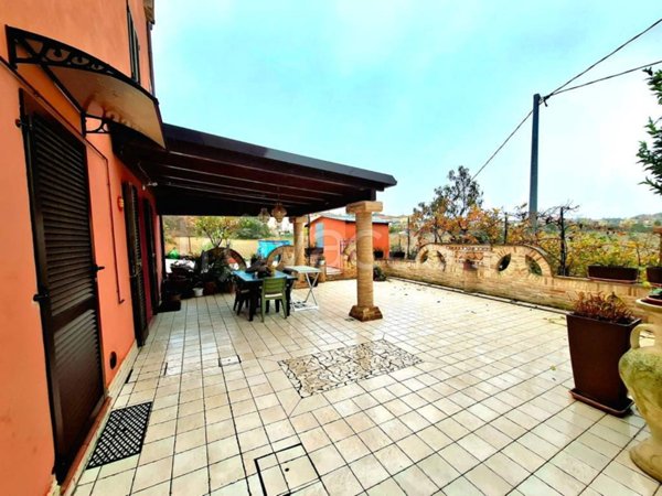 casa indipendente in vendita a Santa Maria Nuova