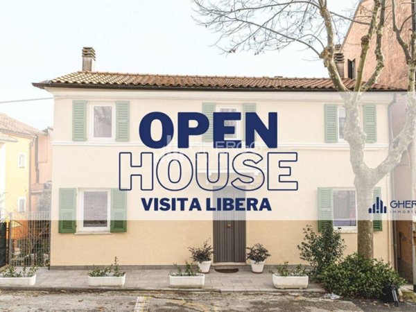 casa indipendente in vendita a Santa Maria Nuova