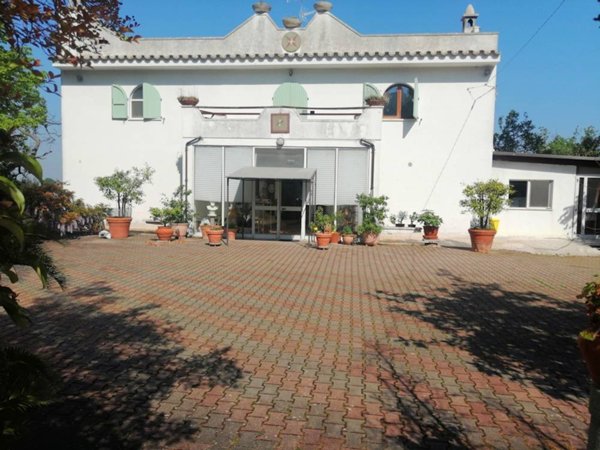 casa indipendente in vendita a Santa Maria Nuova in zona Collina