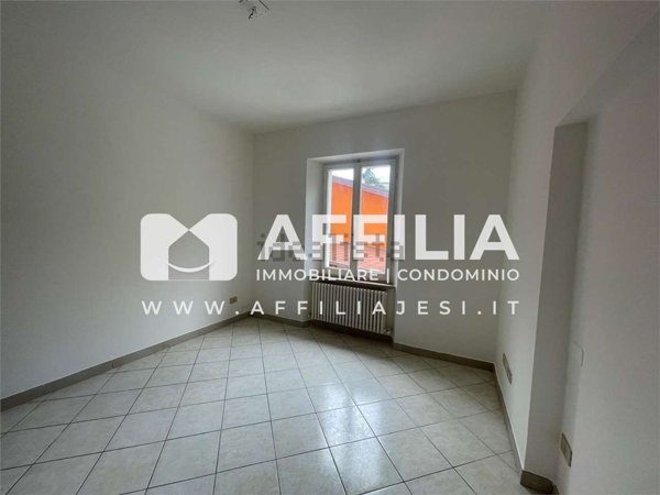 appartamento in vendita a Santa Maria Nuova in zona Collina