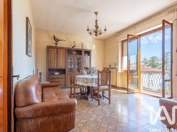 appartamento in vendita a Santa Maria Nuova in zona Collina
