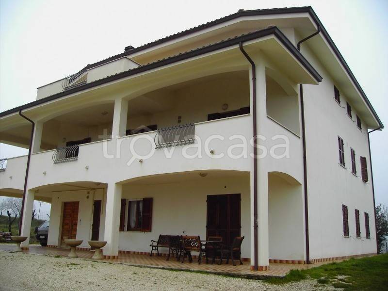 casa indipendente in vendita a Santa Maria Nuova