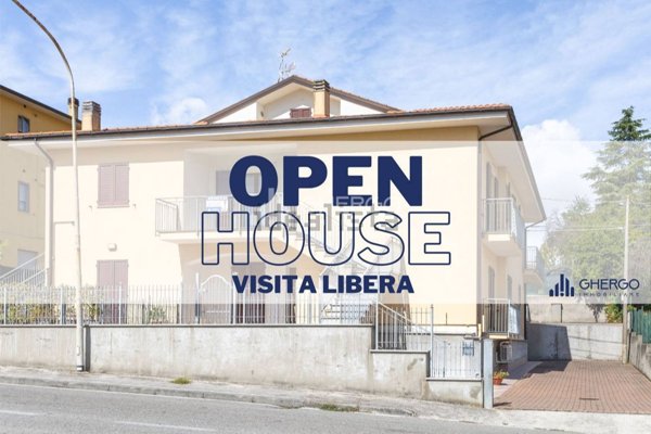 appartamento in vendita a Santa Maria Nuova in zona Collina