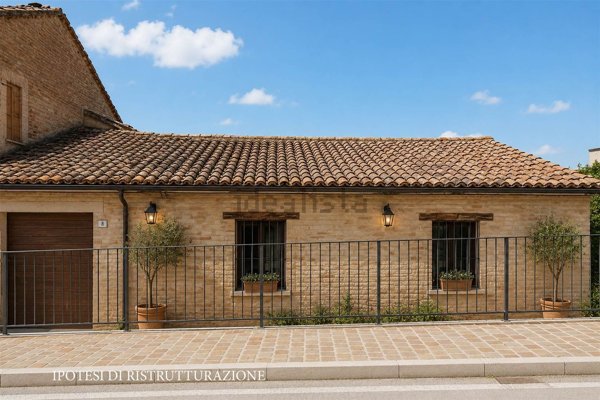appartamento in vendita a Santa Maria Nuova in zona Collina