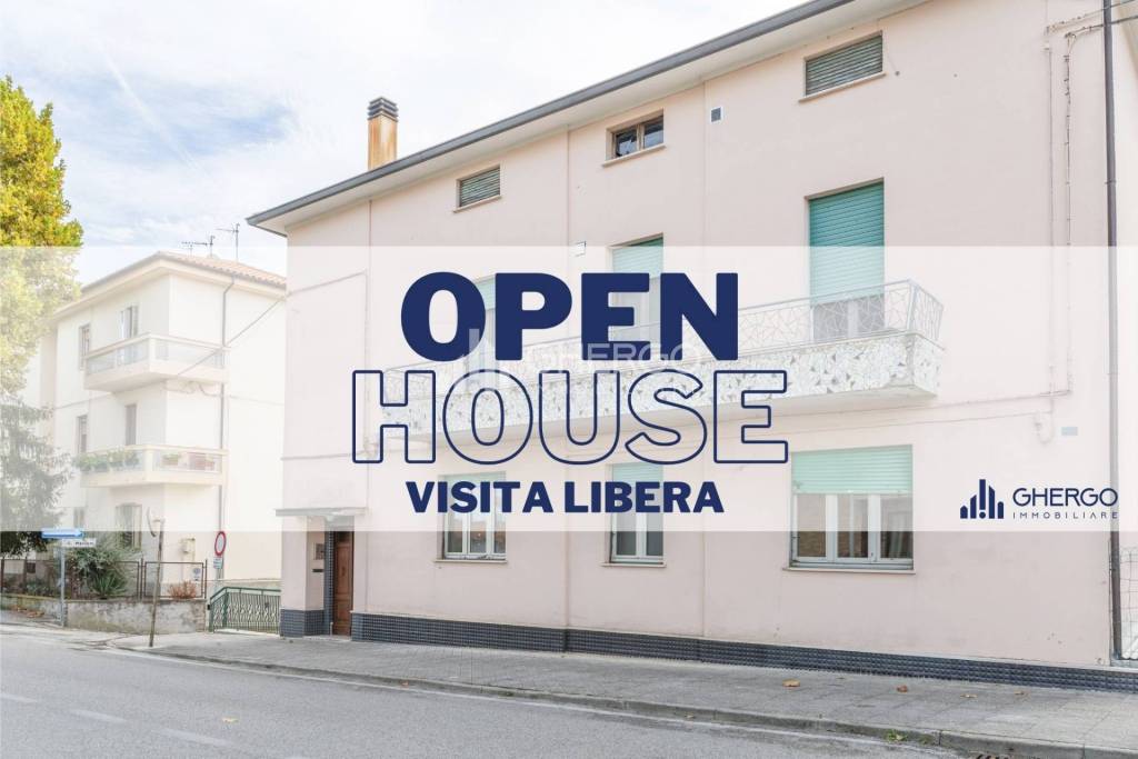 appartamento in vendita a Santa Maria Nuova in zona Collina