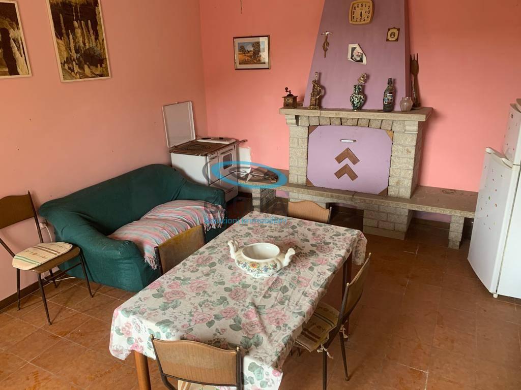 casa semindipendente in affitto a Sassoferrato
