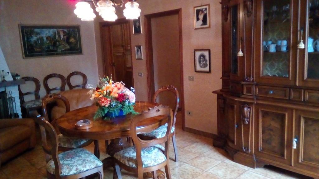 casa indipendente in vendita a Sassoferrato in zona Catobagli