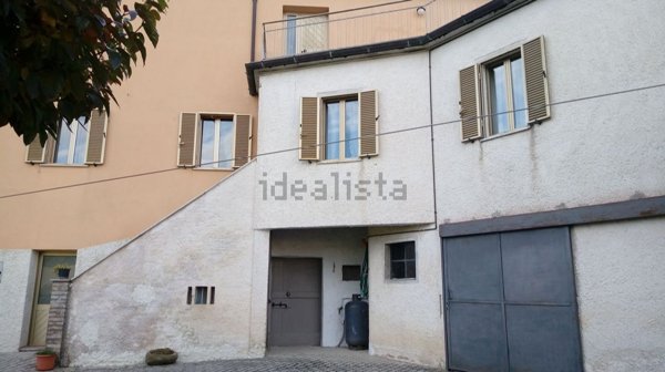appartamento in vendita a Sassoferrato in zona Catobagli