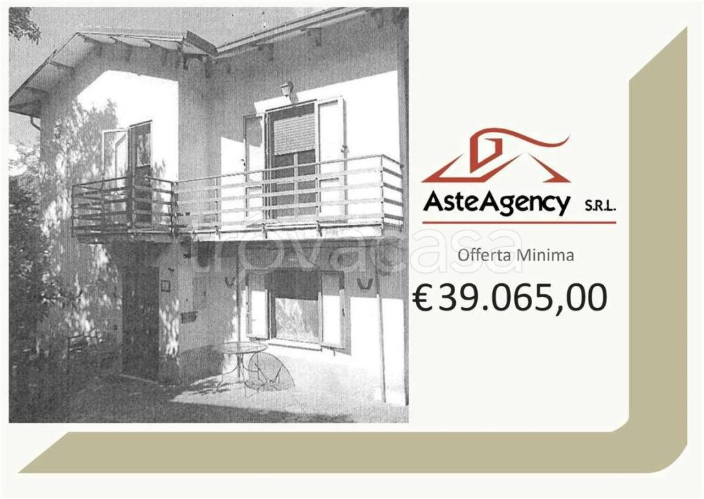 casa indipendente in vendita a Sassoferrato in zona Montelago