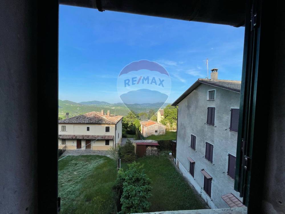 casa indipendente in vendita a Sassoferrato in zona Castiglioni