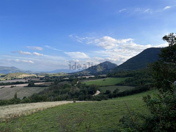 casa indipendente in vendita a Sassoferrato in zona Castiglioni