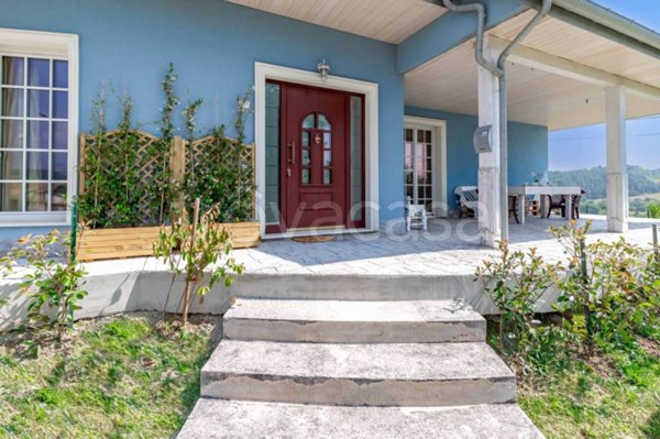 casa indipendente in vendita a Sassoferrato