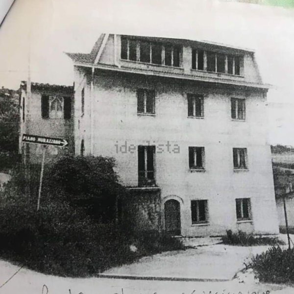 casa indipendente in vendita a Sassoferrato