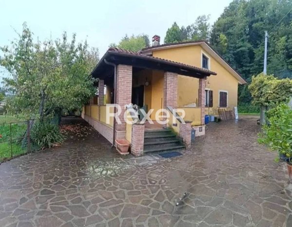 casa indipendente in vendita a Sassoferrato in zona Frassineta