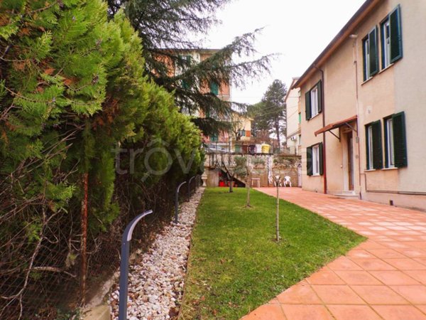 casa indipendente in vendita a Sassoferrato