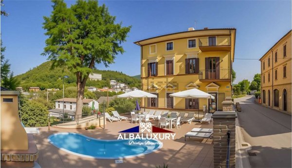 casa indipendente in vendita a Sassoferrato