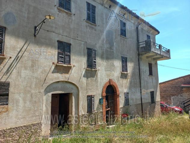 appartamento in vendita a Sassoferrato in zona Monterosso