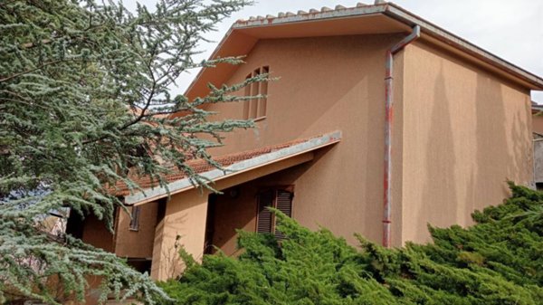casa indipendente in vendita a Sassoferrato in zona Catobagli