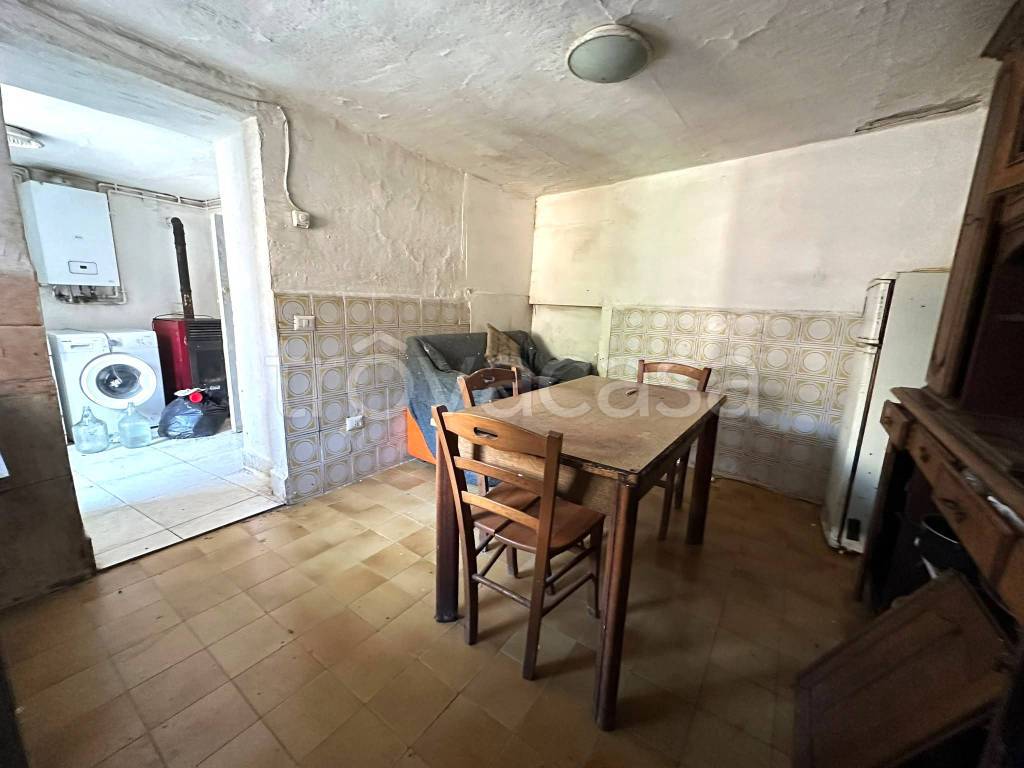 casa indipendente in vendita a Sassoferrato in zona Liceto