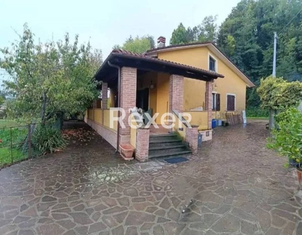 casa indipendente in vendita a Sassoferrato in zona Frassineta