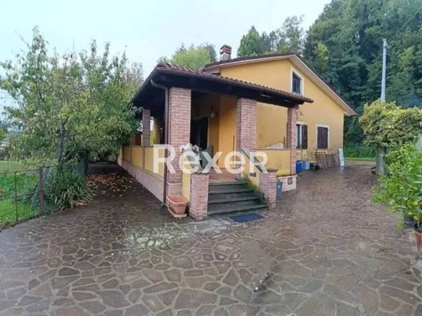 casa indipendente in vendita a Sassoferrato in zona Frassineta