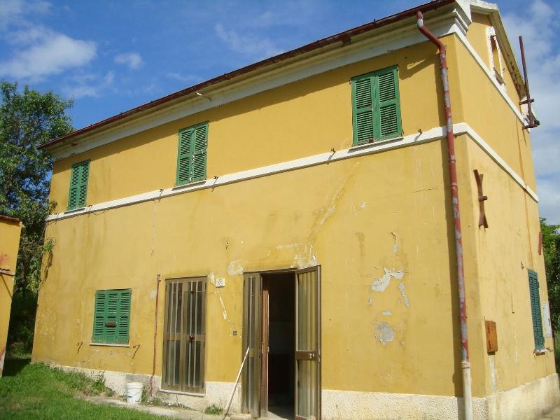 casa indipendente in vendita a Senigallia in zona Brugnetto