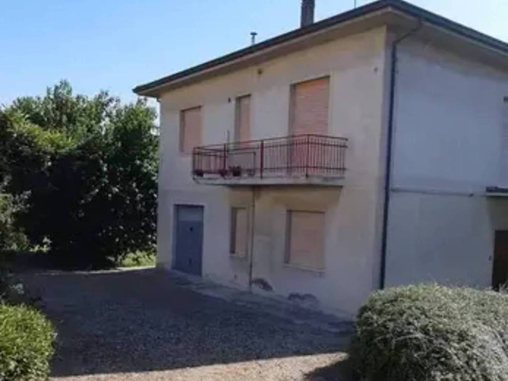 casa indipendente in vendita a Senigallia in zona Borgo Passera
