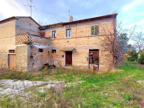 casa indipendente in vendita a Senigallia in zona Sant'Angelo