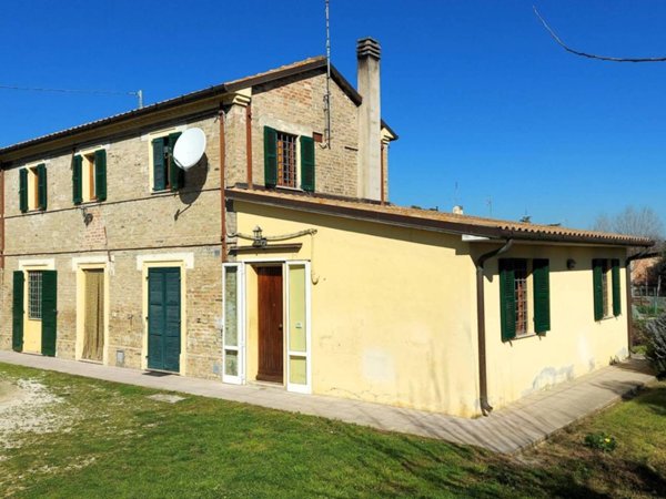 villa in vendita a Senigallia in zona Bettolelle