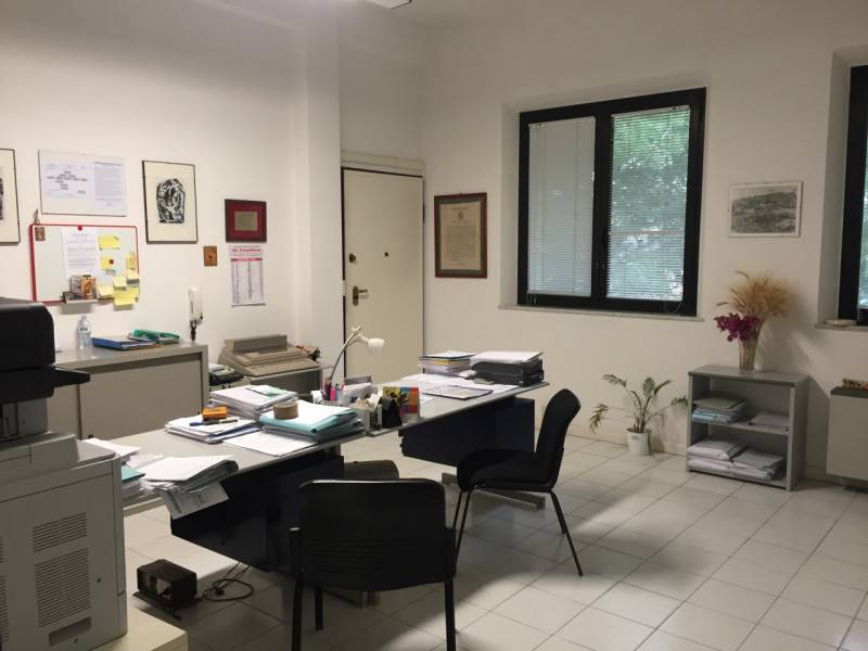 negozio in vendita a Senigallia
