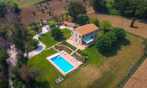 casa indipendente in vendita a Senigallia in zona Cannella