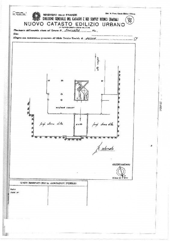 locale di sgombero in vendita a Senigallia in zona Marzocca