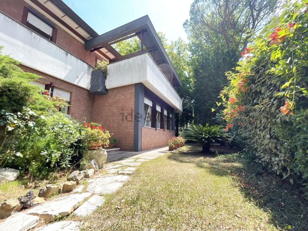 casa indipendente in vendita a Senigallia