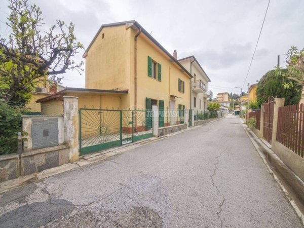 casa indipendente in vendita a Senigallia in zona Bettolelle