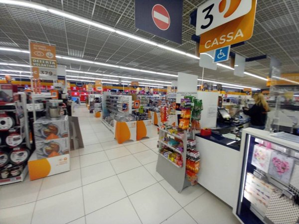 negozio in vendita a Senigallia