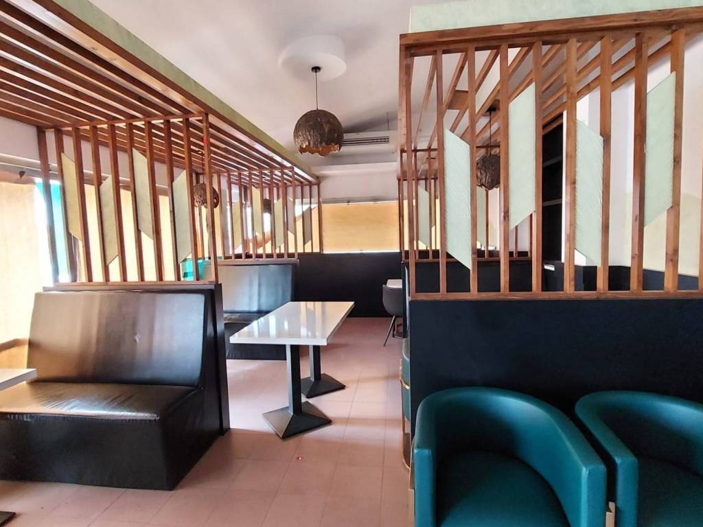 negozio in vendita a Senigallia in zona Cesano