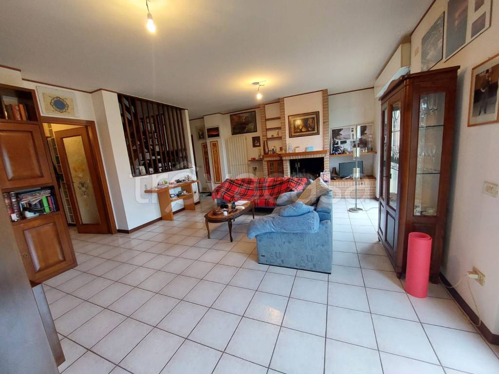 appartamento in vendita a Senigallia in zona Cannella