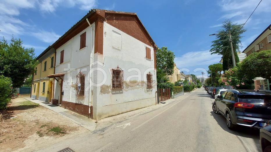 casa indipendente in vendita a Senigallia