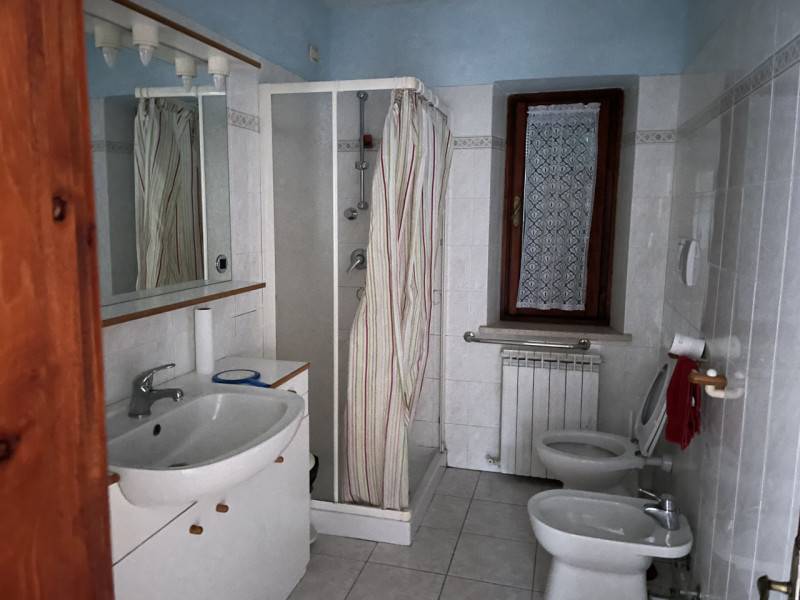 casa indipendente in vendita a Senigallia in zona Scapezzano