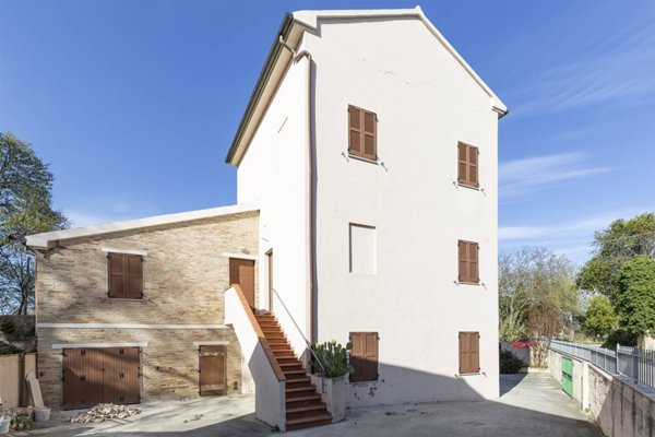 appartamento in vendita a Senigallia in zona Cesano