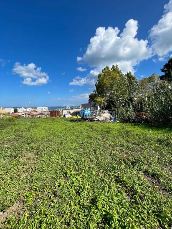 terreno agricolo in vendita a Senigallia in zona Marzocca